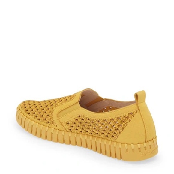 Ilse Jacobsen Tulip 140 Perforated Slip-On Sneakers